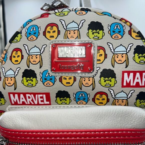 DISNEY PARKS 2024 LOUNGEFLY MARVEL THE AVENGERS MINI BACKPACK main image 8